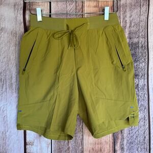 Lululemon License to Train Short 7" LL Men's Small Active Sports Gym Train Run